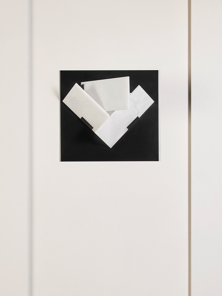 Fly Wall Lamp-B