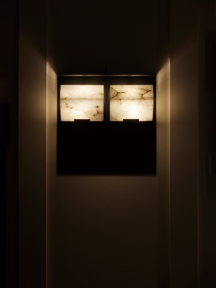 Mask Wall Lamp-B