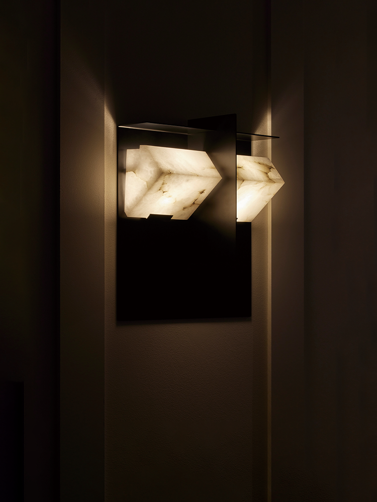 Mask Wall Lamp-B
