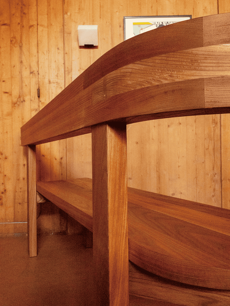 Round Back Bench Right 180,200 S35-L,M