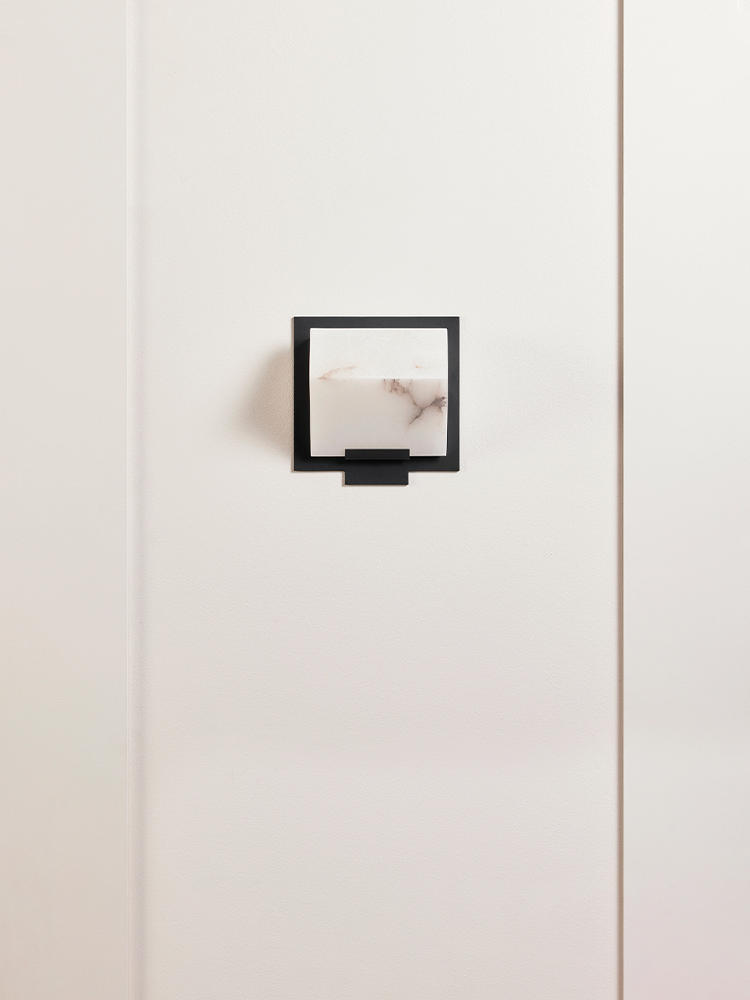 SIMPLE -SLOPING BLOCK- Wall Lamp on Metal Frame-145