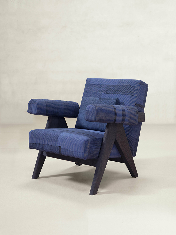 Upholstered Easy Armchair[Kesa_Cobalt]