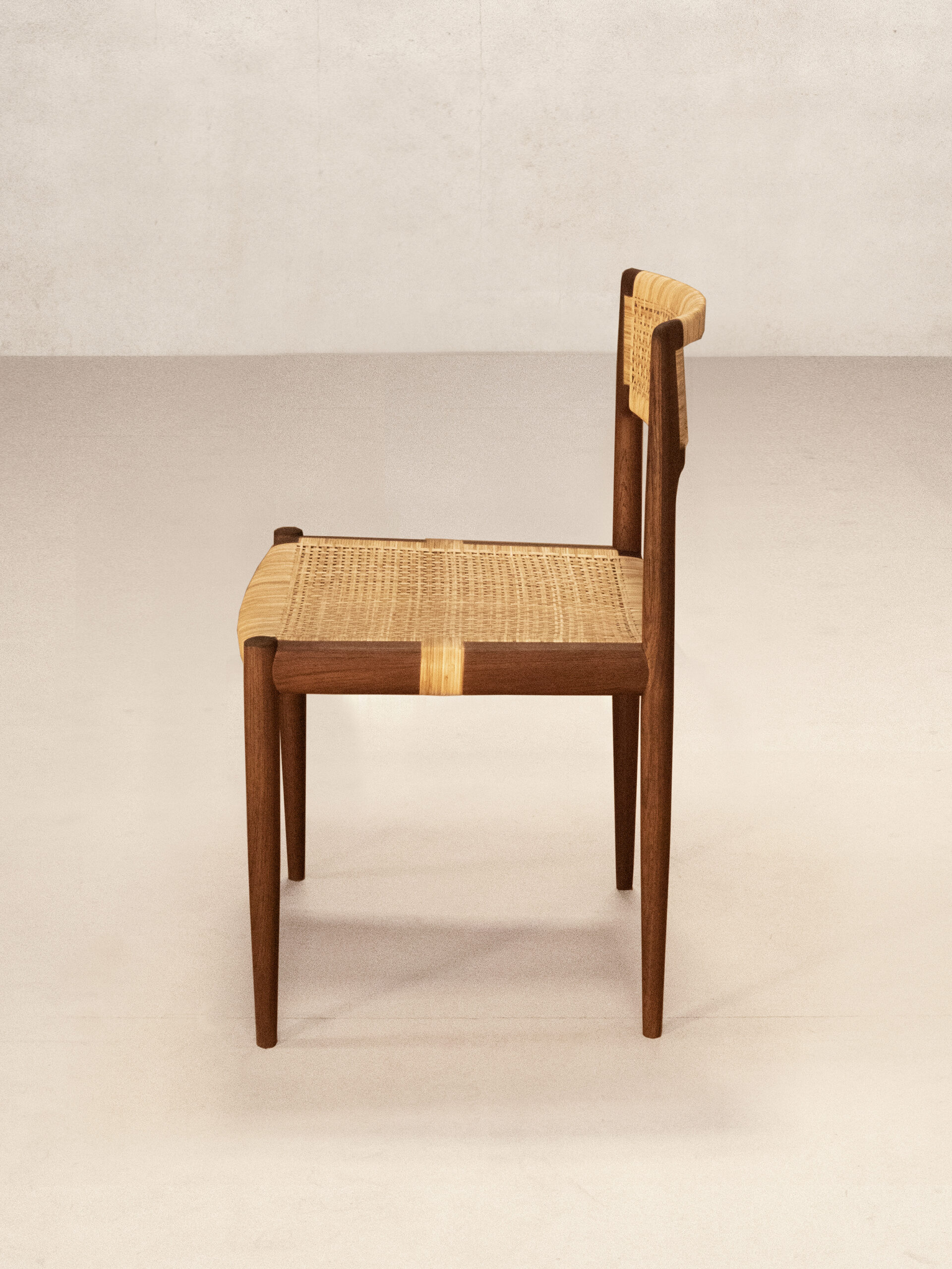 Tangāli Dinning Chair (Armless)