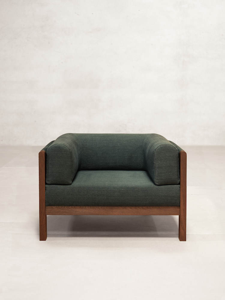 Niwar Sofa (Single Seater)