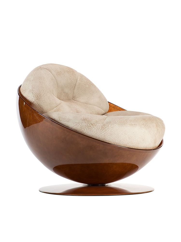 Esfera Lounge Chair