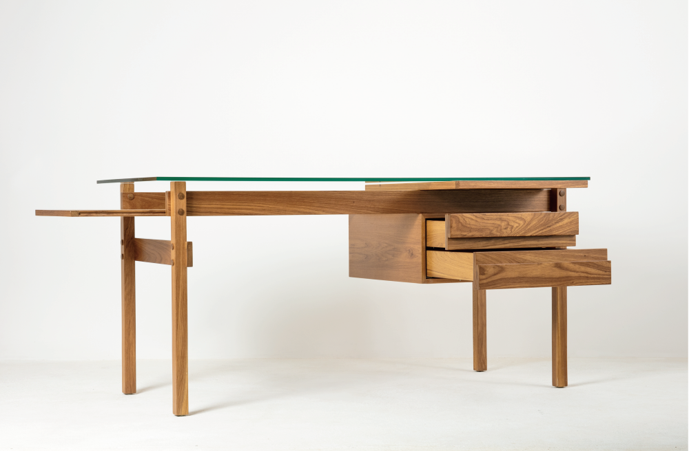 Lacerda Desk 1180