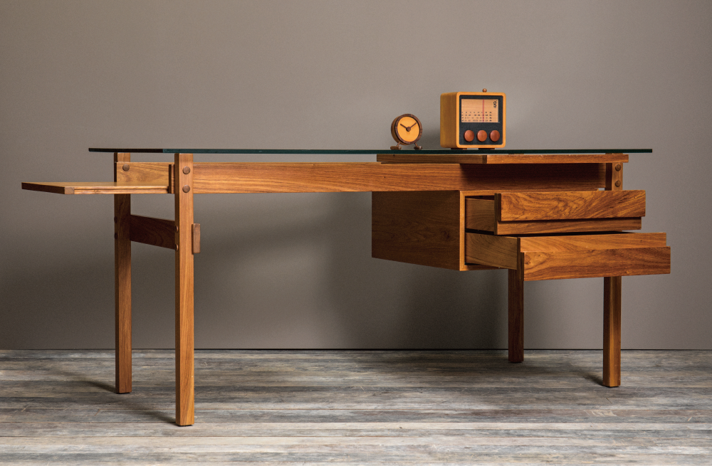 Lacerda Desk 1180