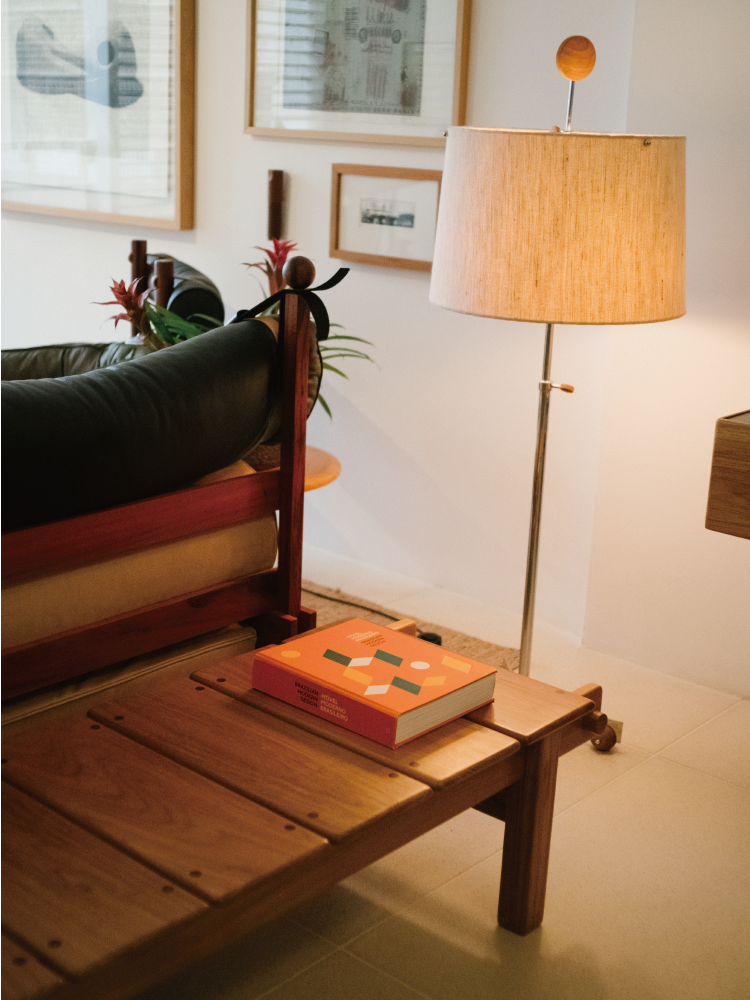 Sergio Augusto Floor Lamp