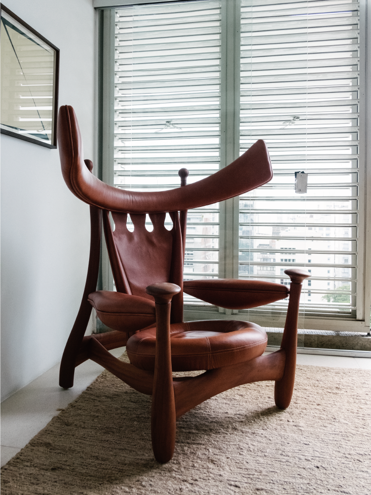 Chifruda Arm Chair