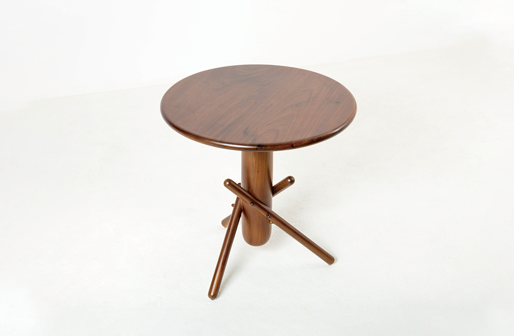 Coringa Side Table 550