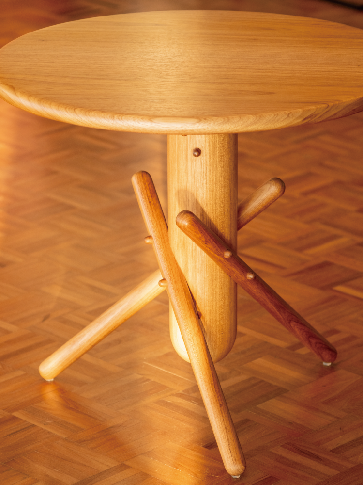 Coringa Side Table 550